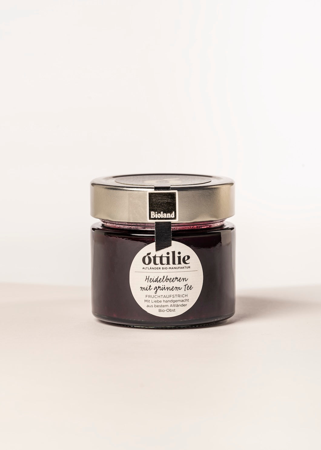 Heidelbeeren mit grünem Tee